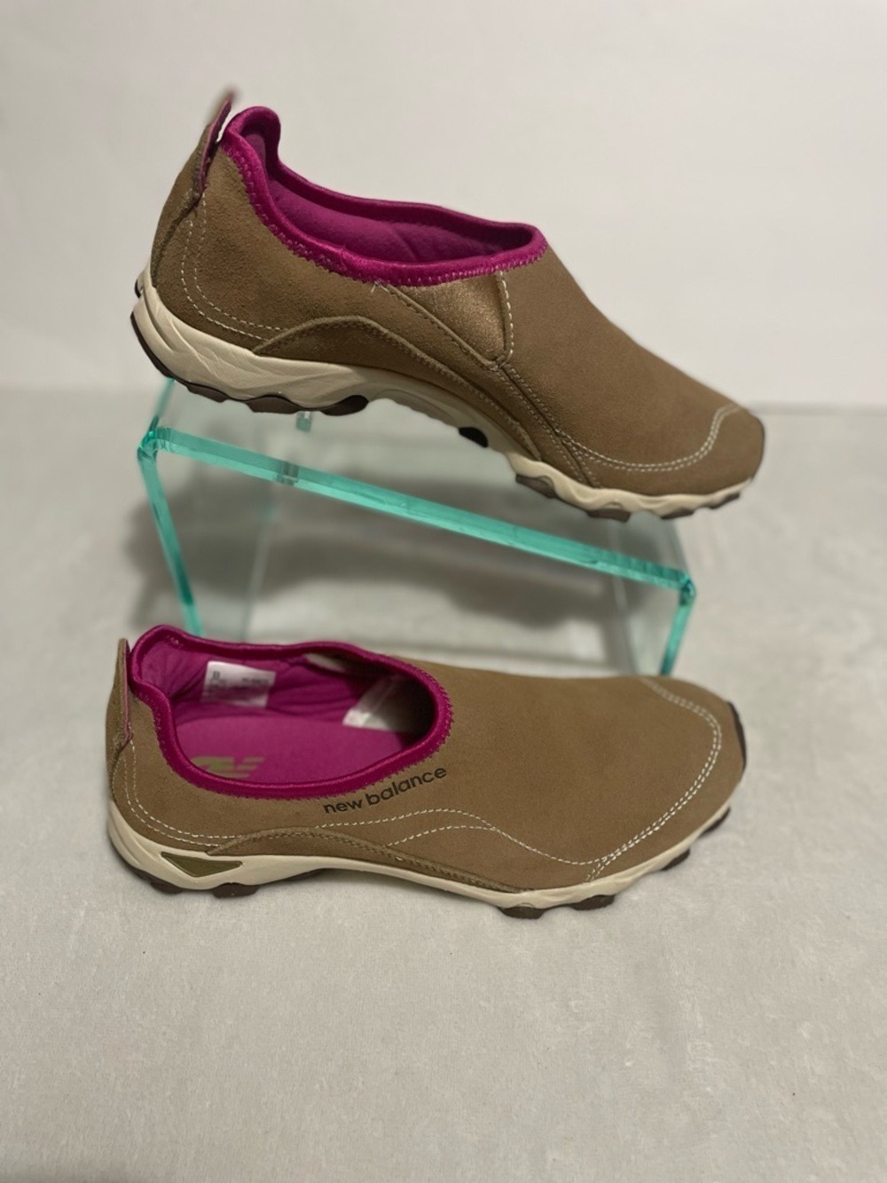 New Balance 825 Women's Casual Slip-On Tan Shoes 10B